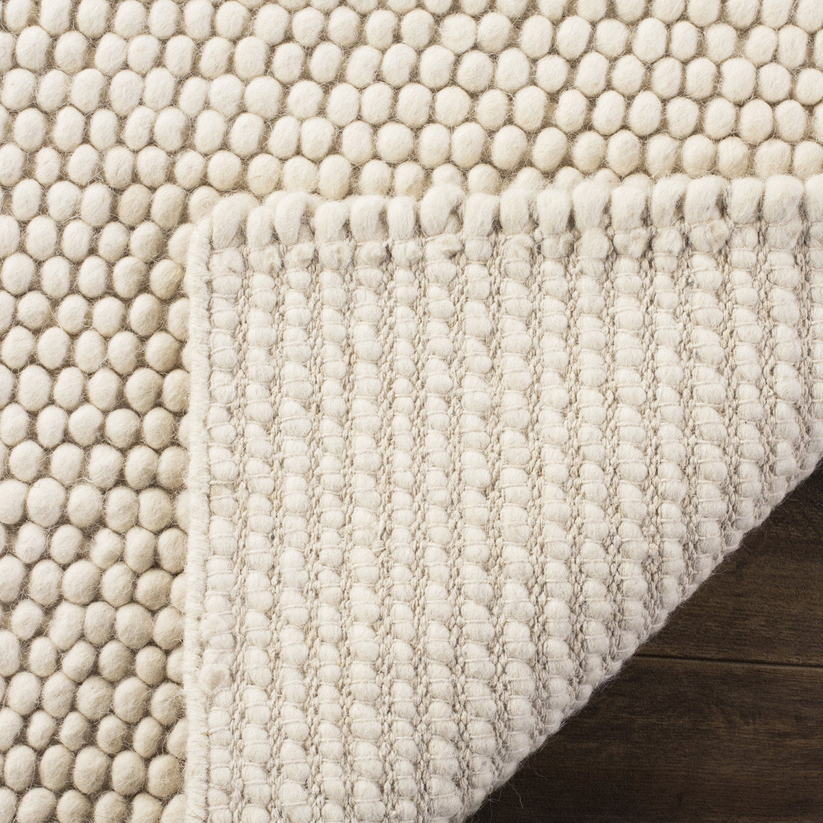 SAFAVIEH Area Rug 6x9 - Natura Collection - Ivory, Handmade Wool Blend, Textured Design, Ideal for Living Room, Bedroom, Dining Space (NAT620A)