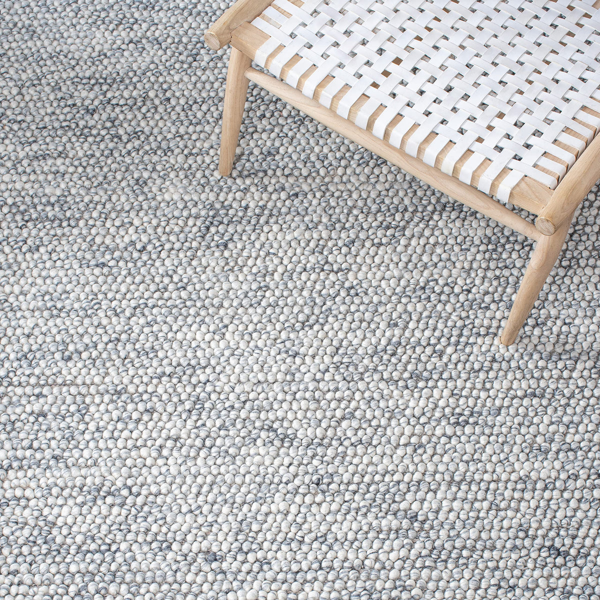 SAFAVIEH Area Rug 9x12 - Natura Collection - Large - Light Grey & Ivory, Handmade Wool Blend, Textured Design, Ideal for Living Room, Bedroom, Dining Space (NAT620G)